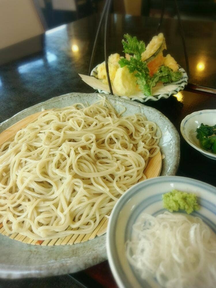 手打ち蕎麦 ほん多