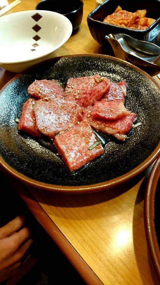 炭火焼肉 かみたに