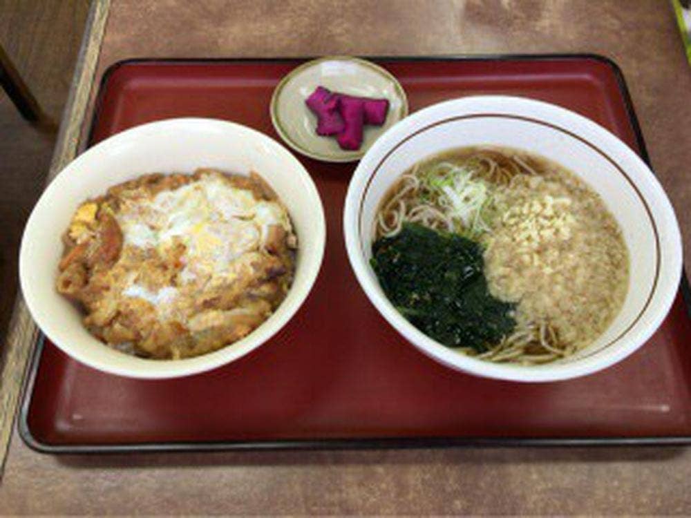 山田うどん 東平店