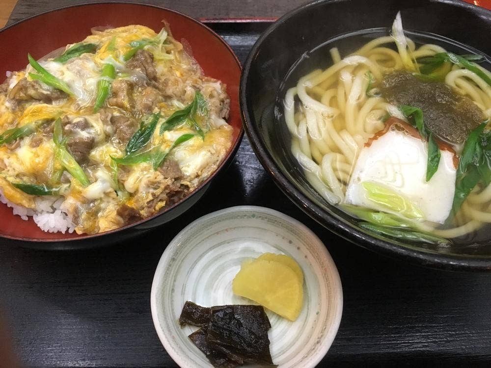 讃岐うどん 宝屋