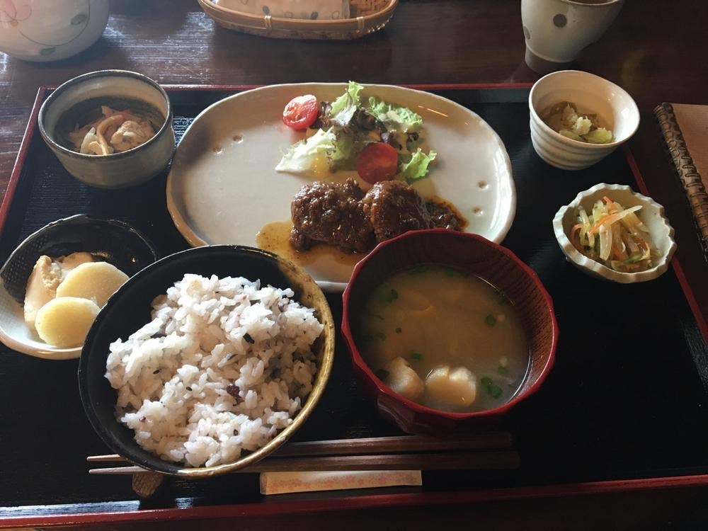 ごじんや