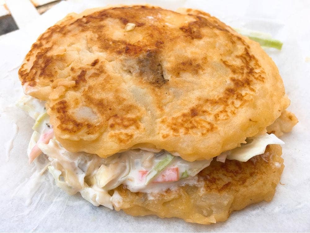 ひのじゃが君のじゃがバーガー