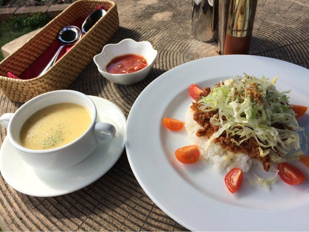 カフェ ブリーガーデン