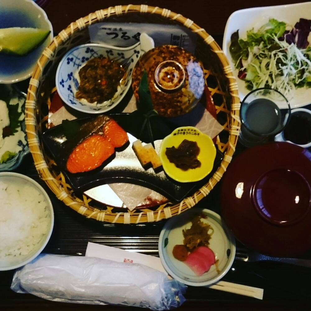 鹿覗きの湯 鶴屋