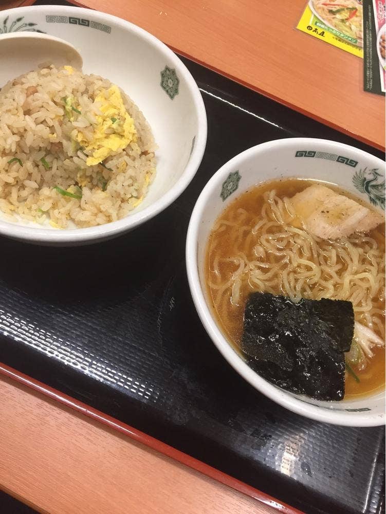 日高屋 上尾西口店