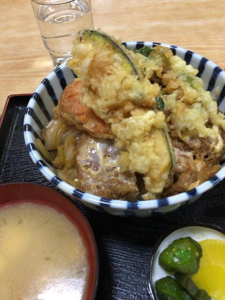 いづみ屋本店