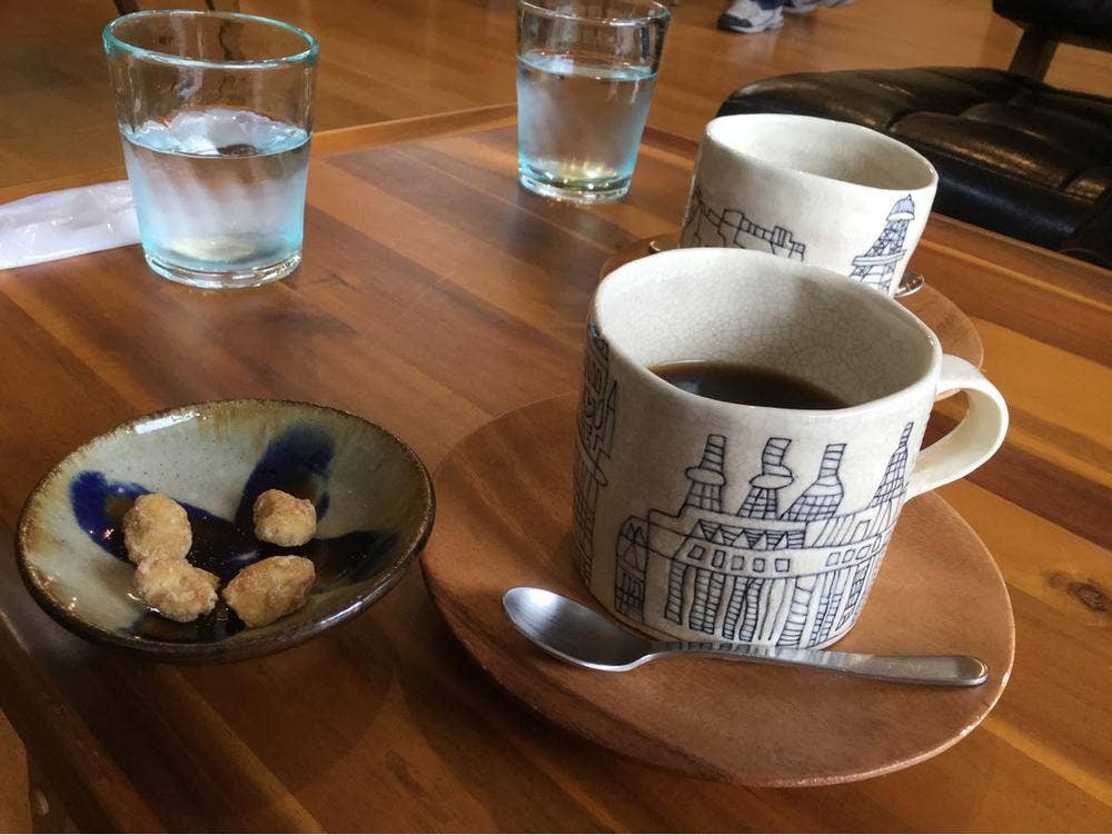 喫茶 よんなーよんなー