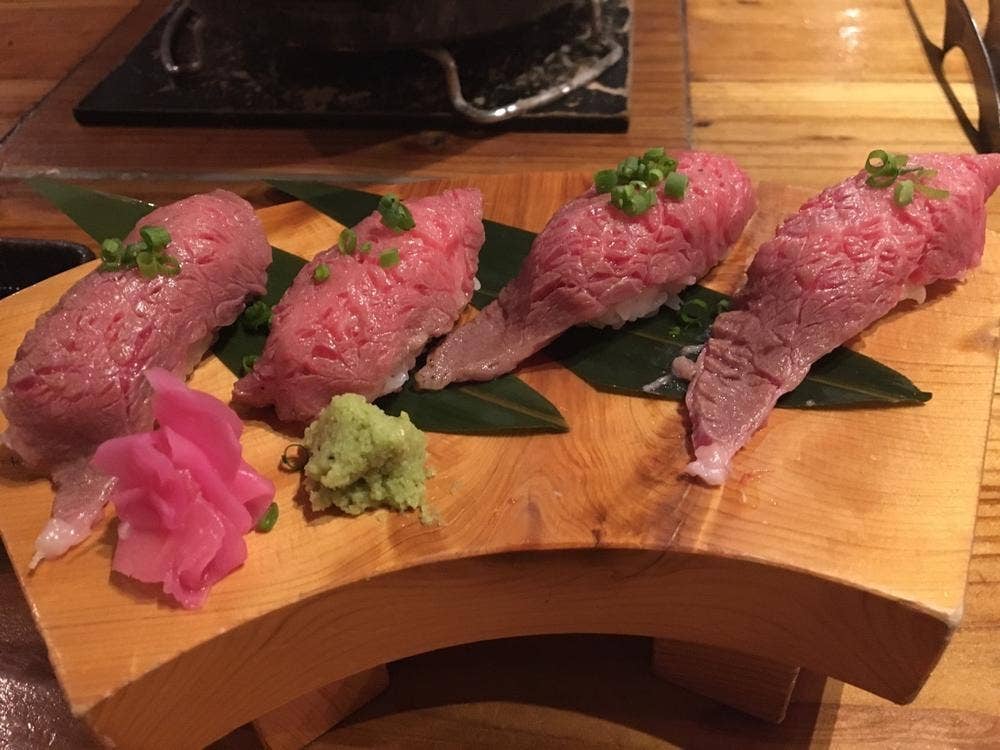 本格炭火焼肉わたなべ