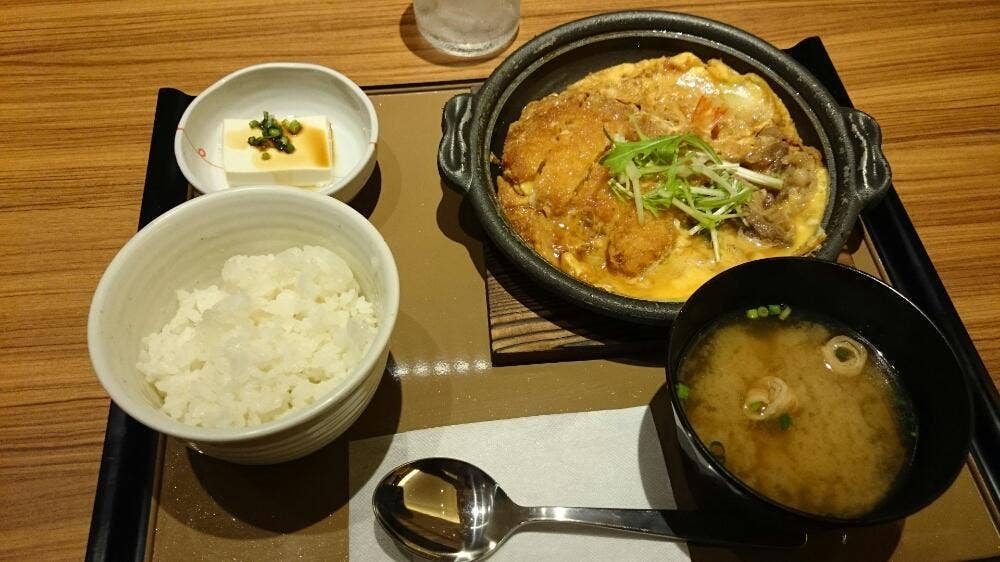 やよい軒 藤枝店