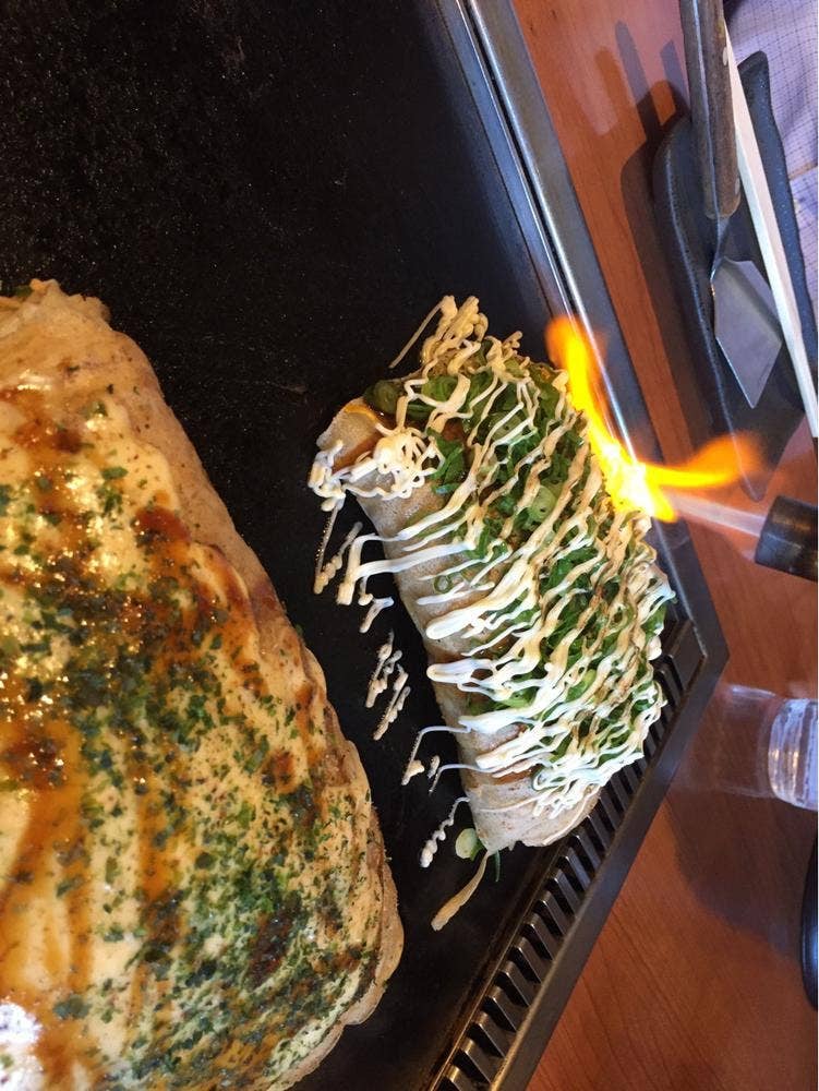 お好み鉄板 すみれ 椿参道店