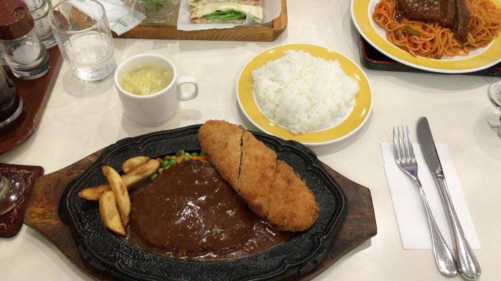 ファミリーレストラン katuras