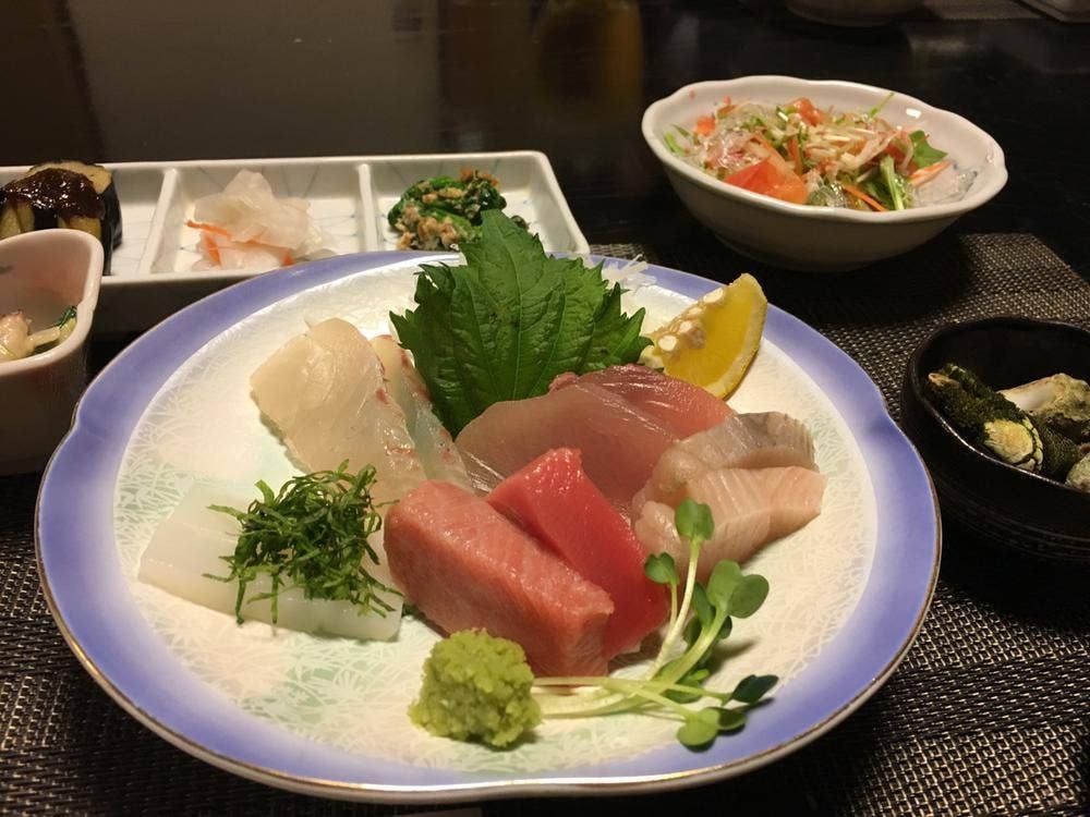 お川・魚料理店