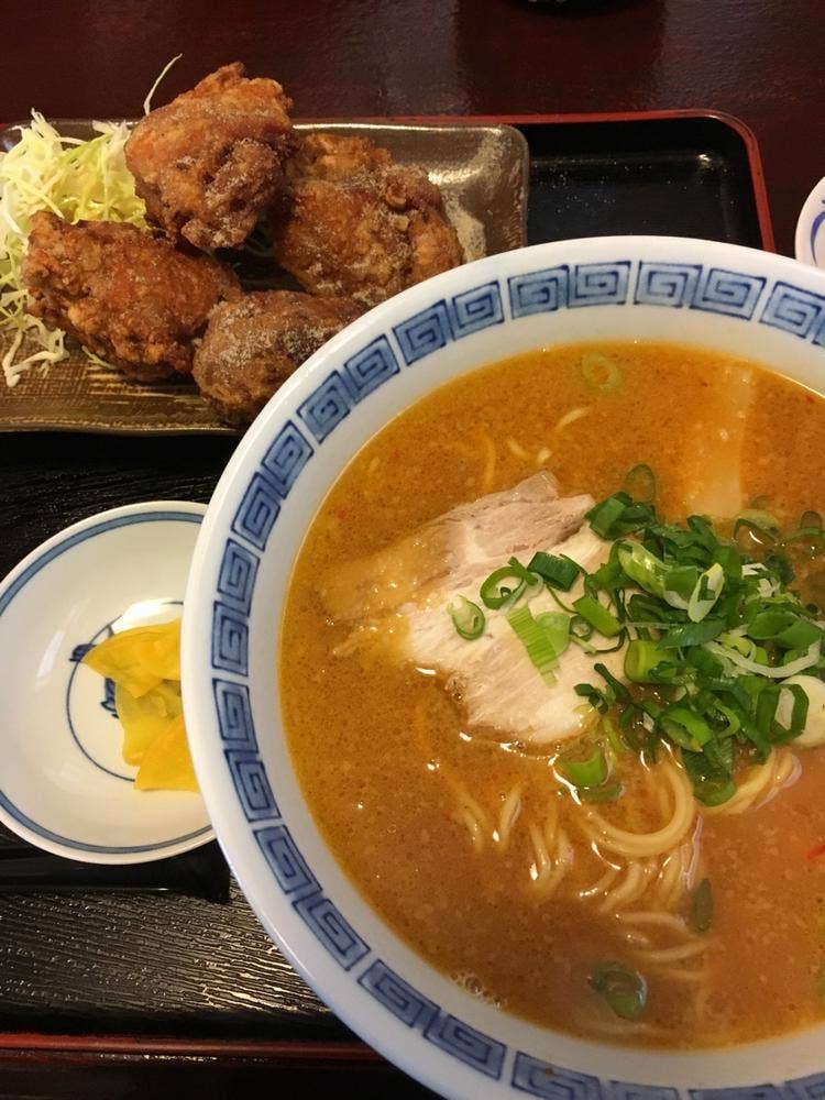 家庭食堂美食楼
