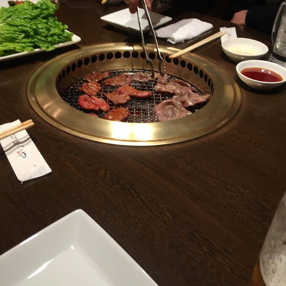 国産牛焼肉食べ放題 あぶりや 船場店
