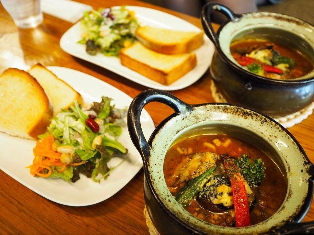 Cafe Meal Baroque