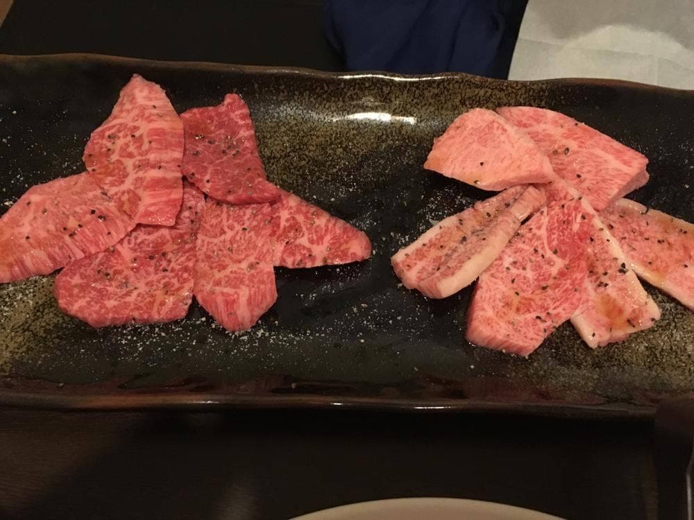炭火焼肉 あおい