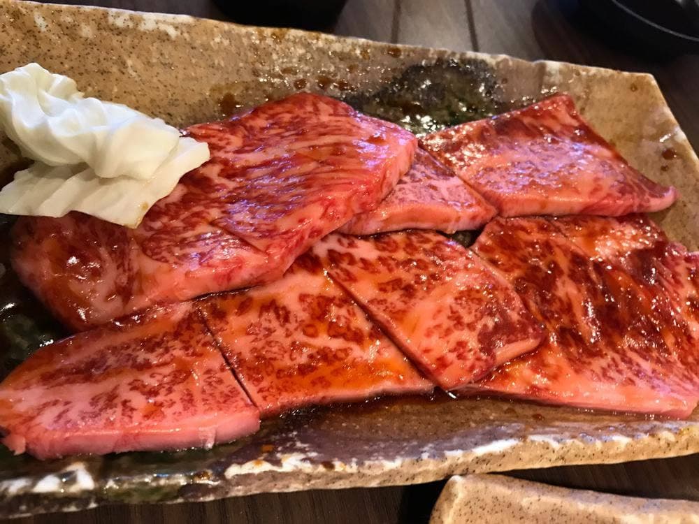 焼肉 よっちゃん