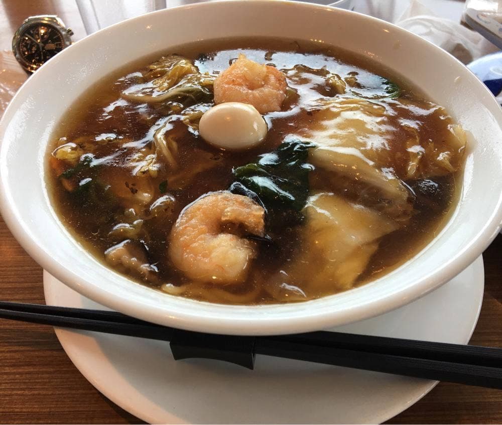 レストランドルフィン