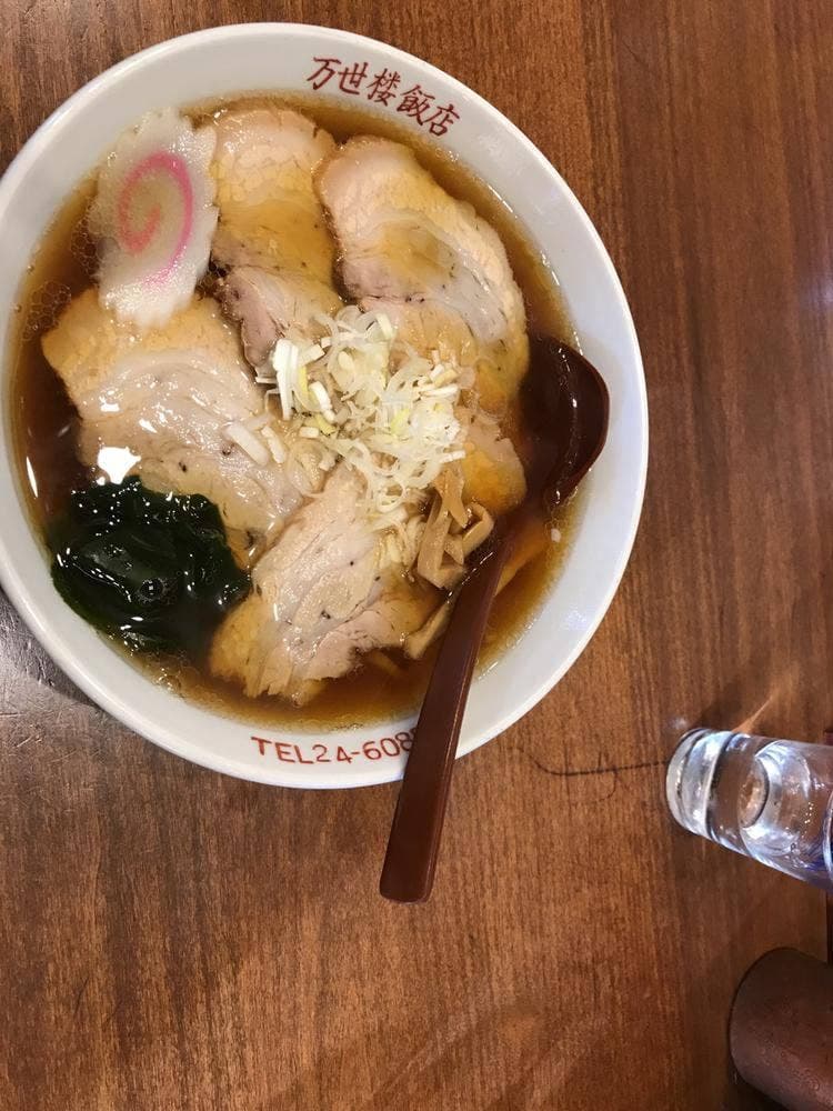 万世楼飯店