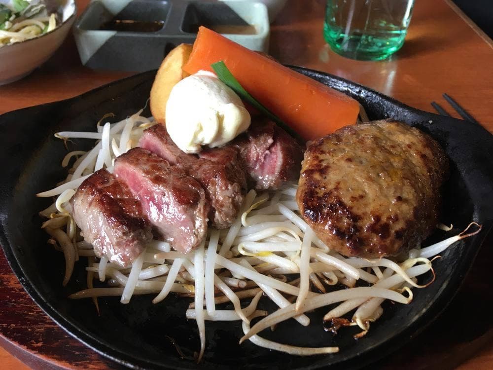 うえすたん志免店ビフテキ屋