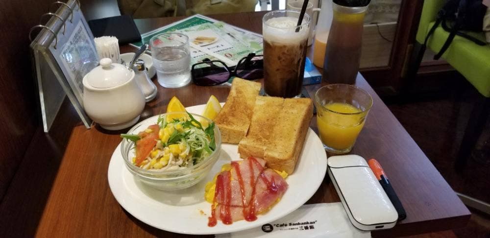 珈琲専門店 三番館 上新庄店