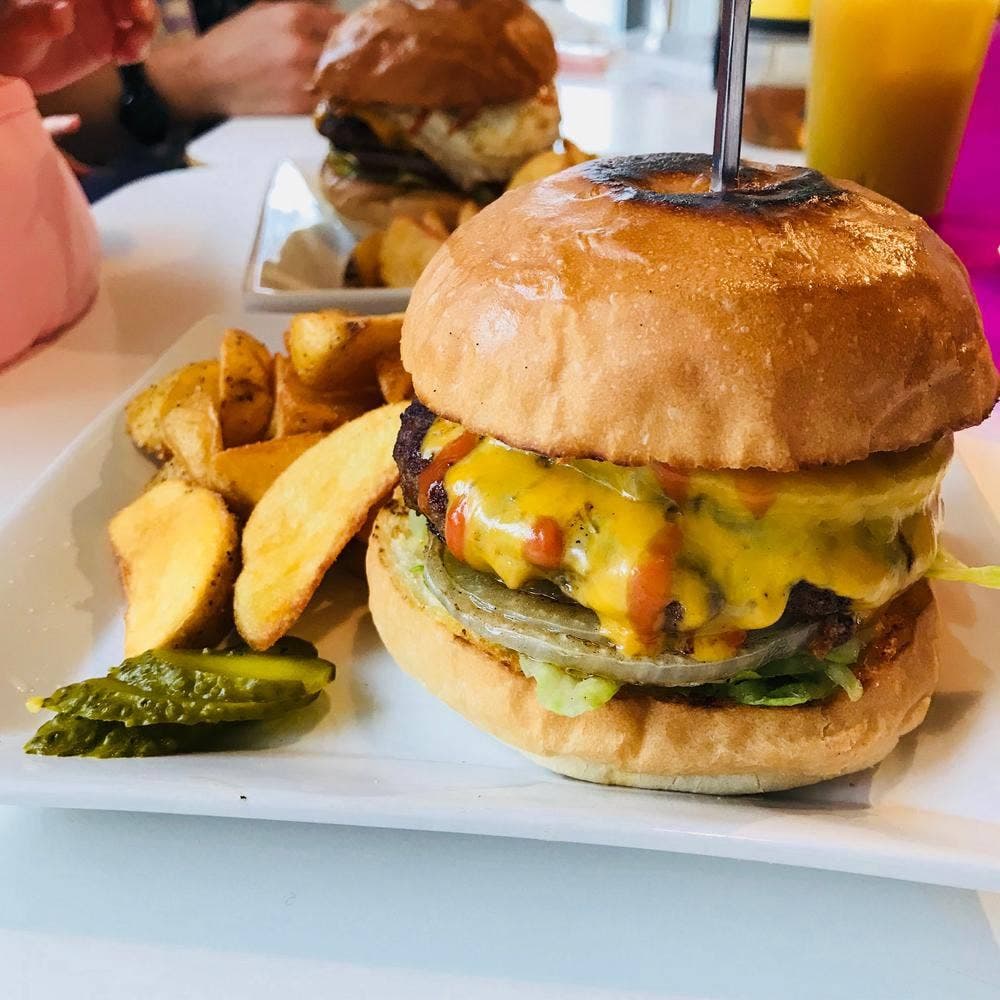 ELUA DINER-KOBE