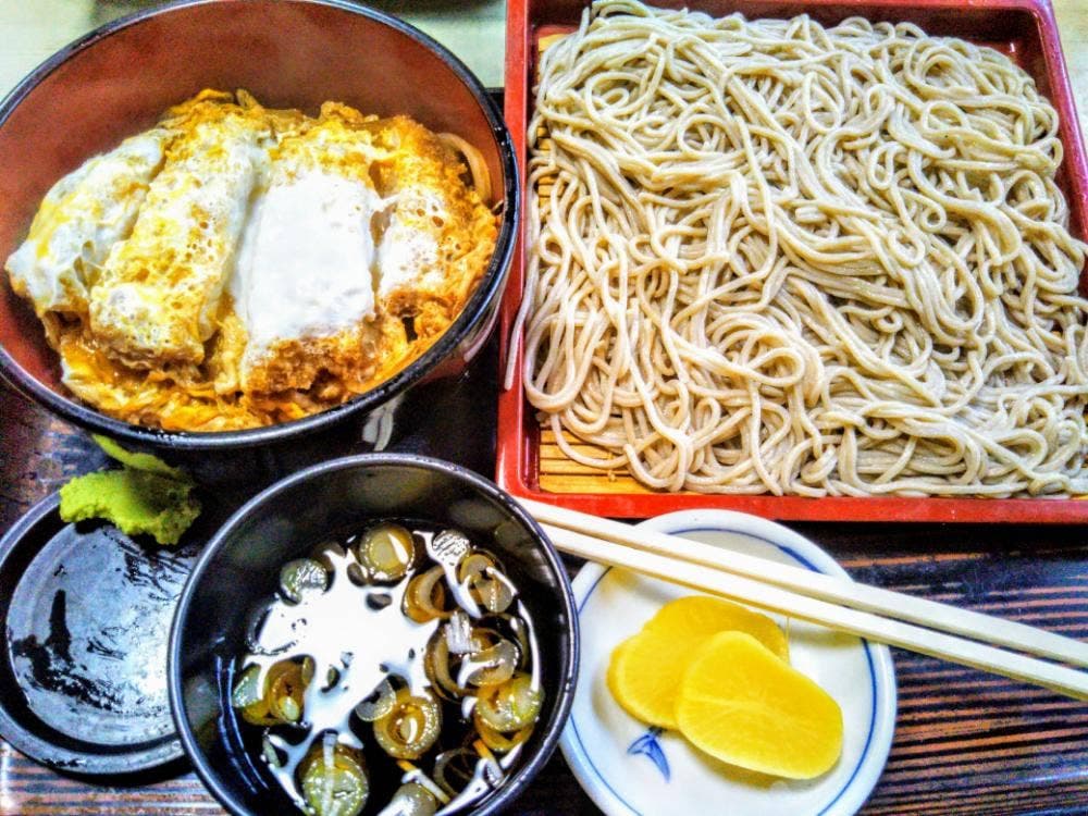 吾妻屋