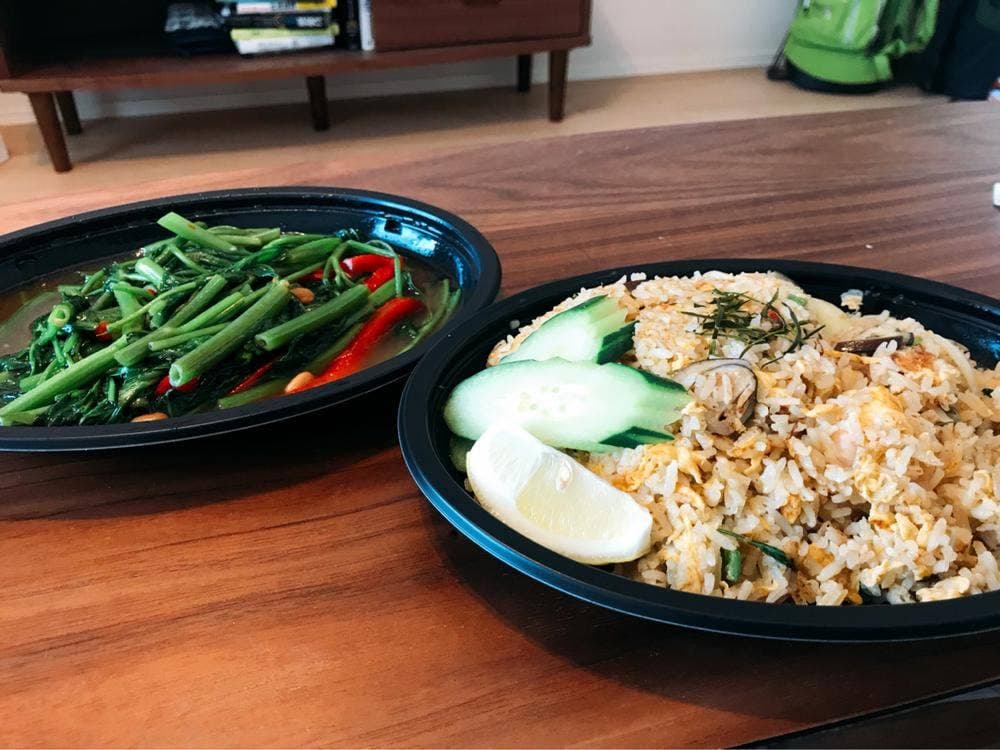 ORIENTAL DELI 白金店