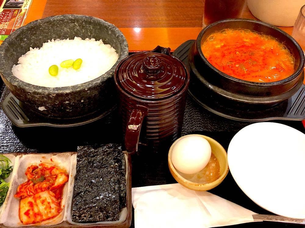 食彩厨房 すみれ亭