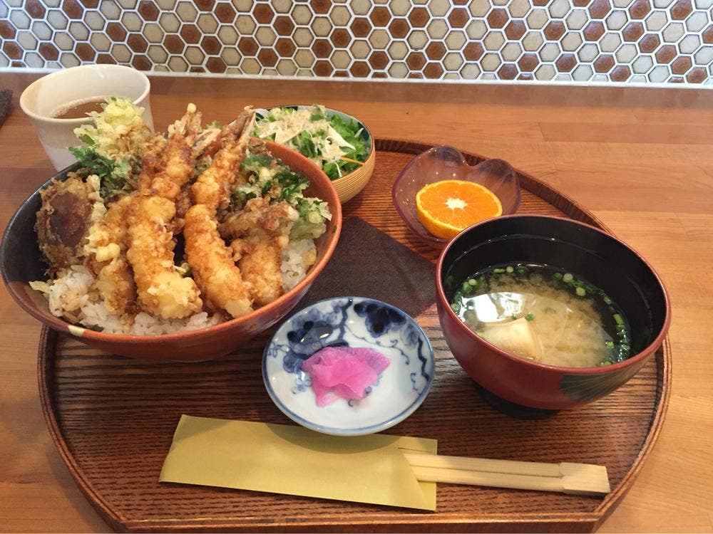 食堂cafe みらく。