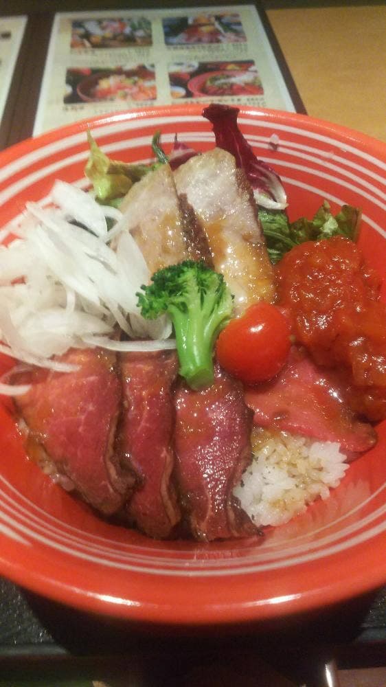 淡路島と喰らえ 三軒茶屋店