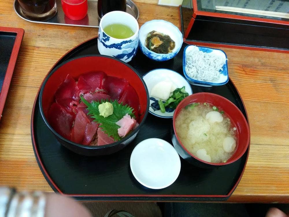 海鮮食堂 中じま