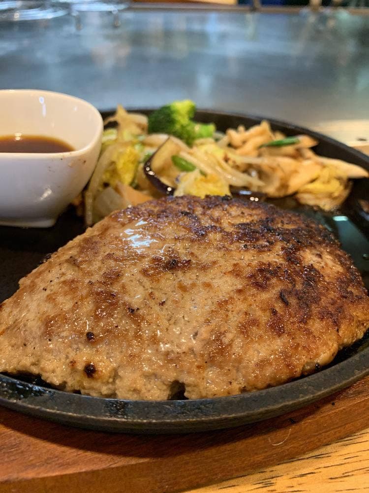 鉄板料理 こぱん亭