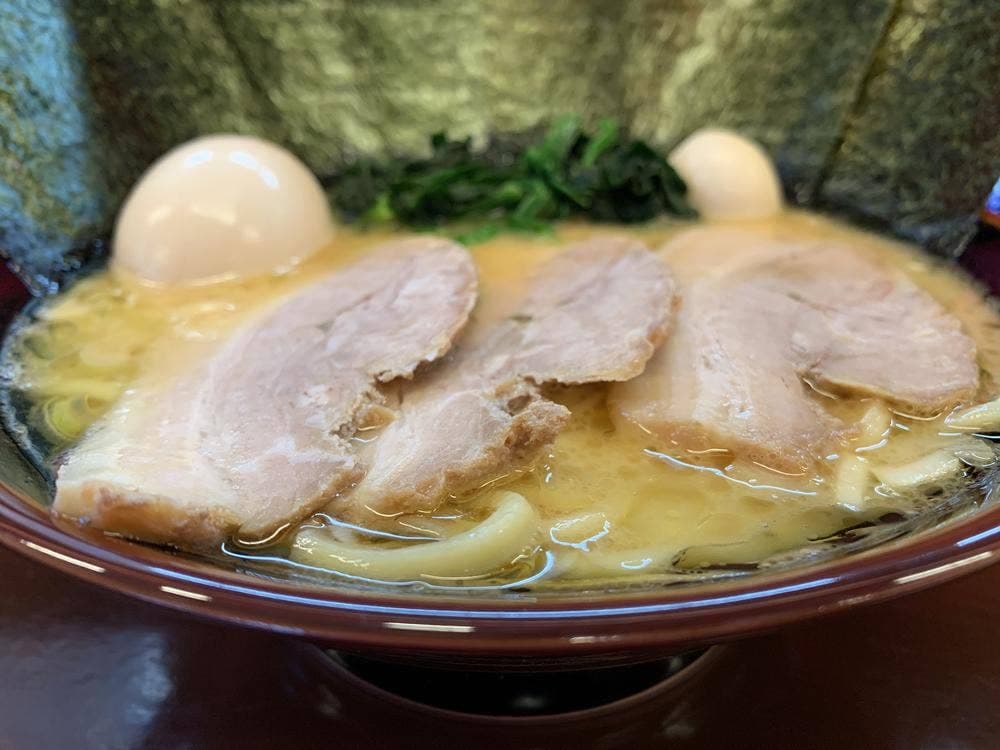 濃厚とんこつラーメン 豚とことん