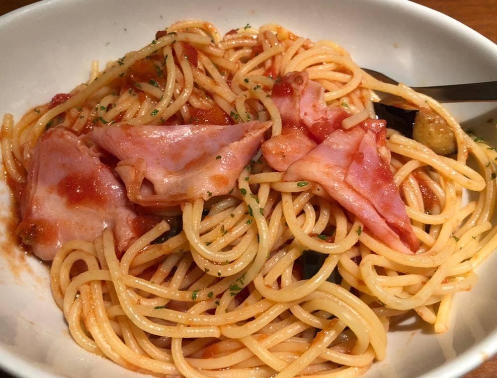 カフェ・ド・クリエ 日比谷通り西新橋店