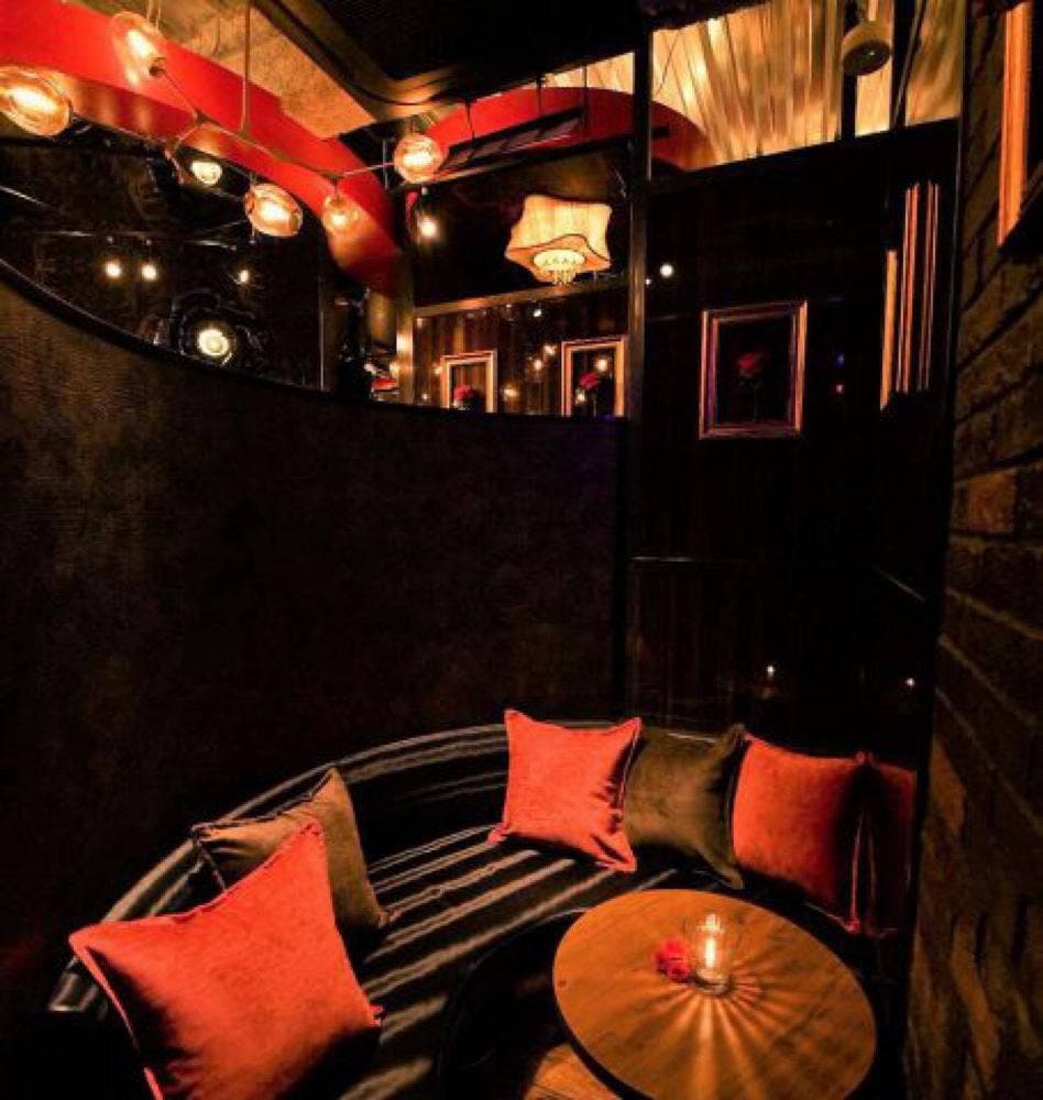 the PRIVATE LOUNGE