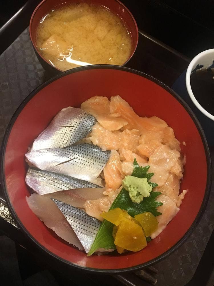 すし亭