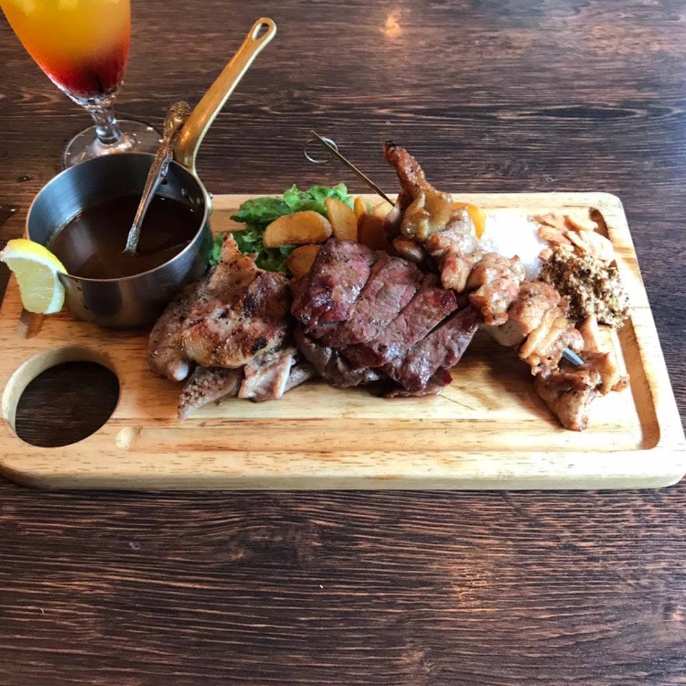 肉バル×チーズタッカルビ ミート吉田 大宮駅前店