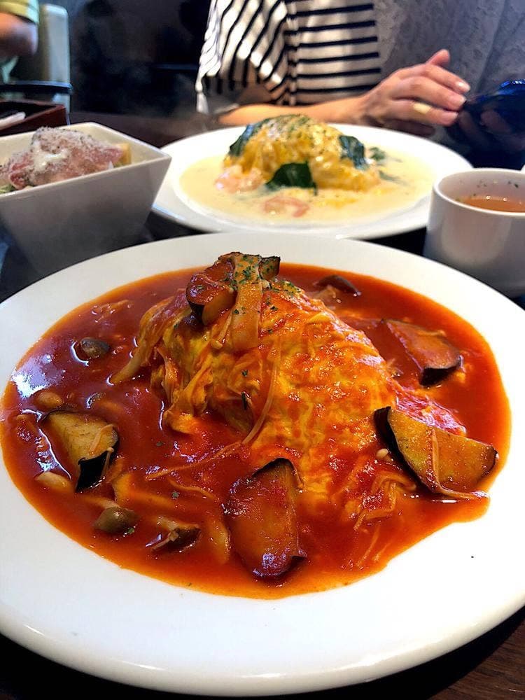 ビルズカフェ 片原一色店