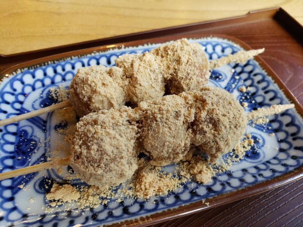 喫茶御食事処 作助