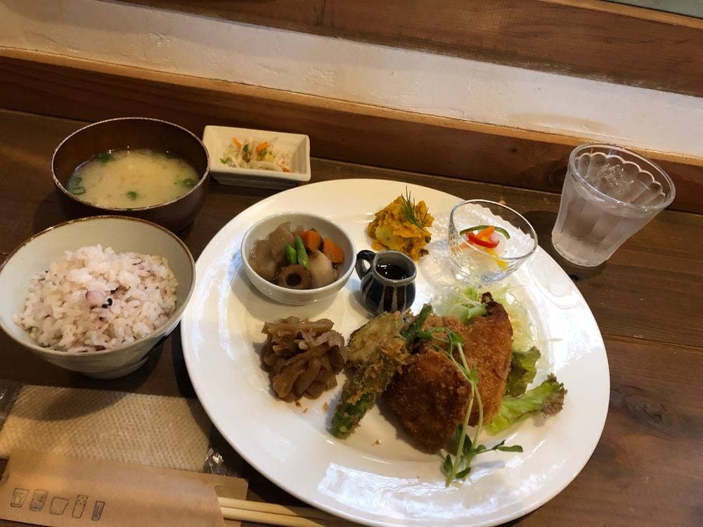 豆豆菜菜ランチ あすかの店