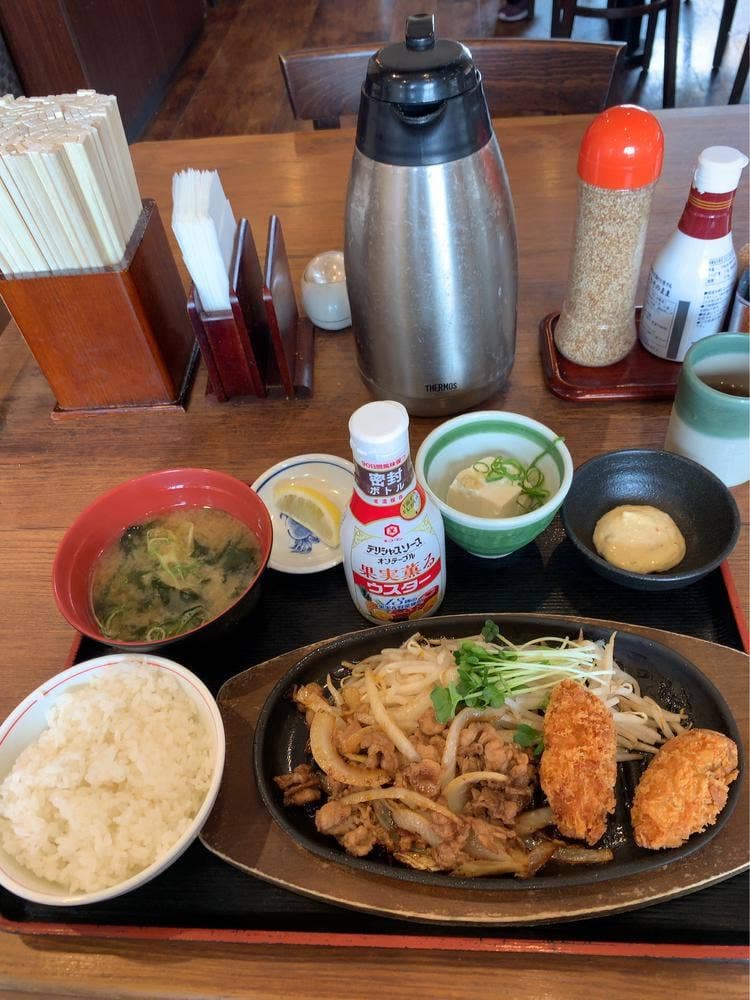 街かど屋 南津守店