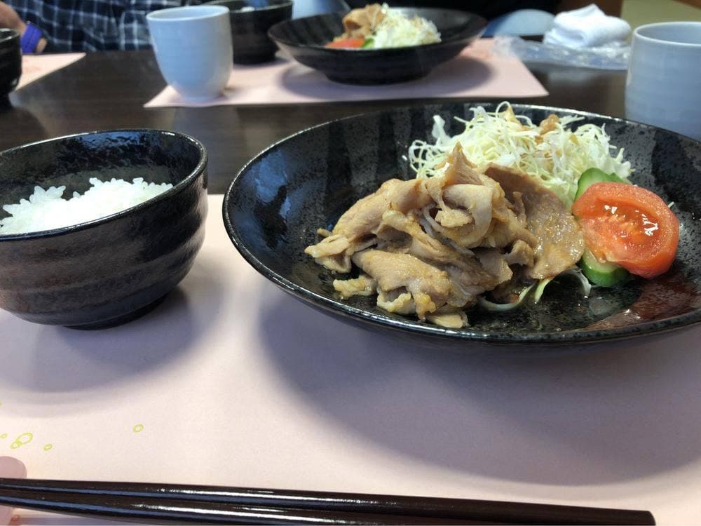 お食事処 栞