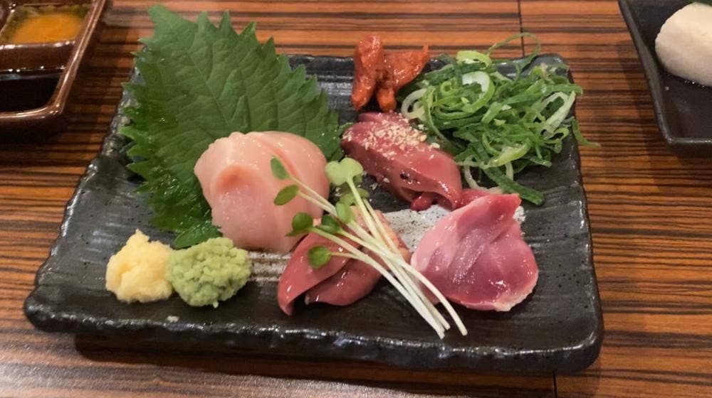 備長炭火焼鳥たまるや 本店
