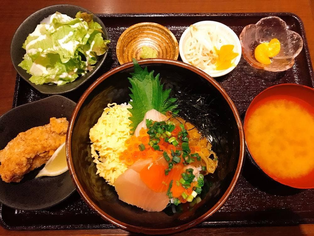 函館食堂 ShinShin