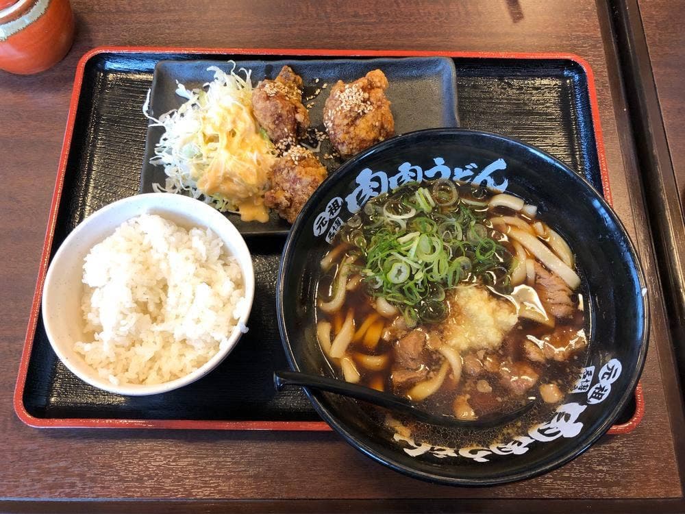 肉肉うどん 平成さくら通り店