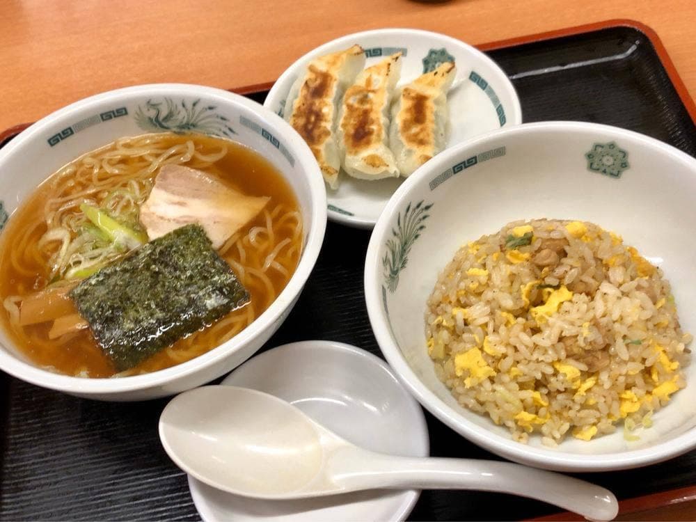 日高屋 水天宮前店