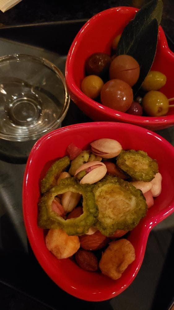 メインバー キャプテンズバー ヒルトン東京お台場