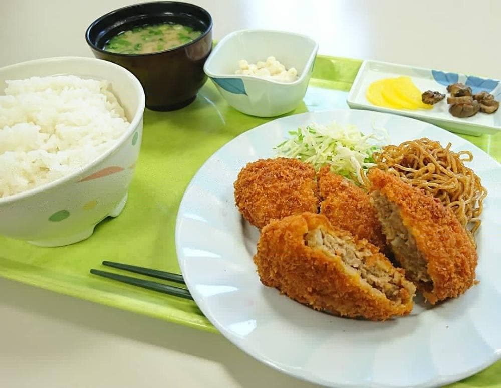 姫路警察署 署員食堂 厨房 アントレ