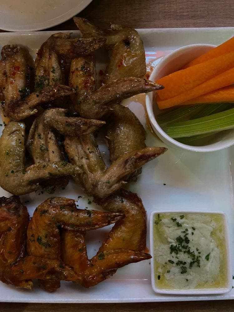 トゥードッグス タップルーム 六本木